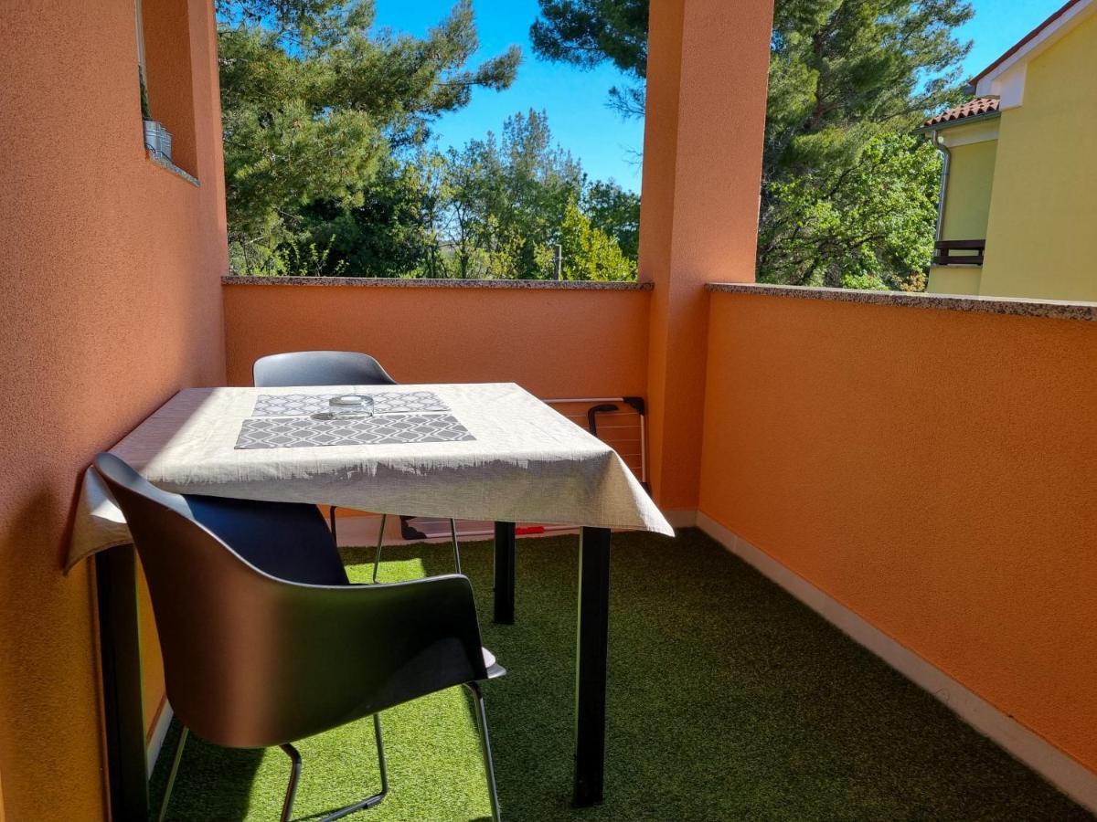 Juli No 2 Apartment Porec Ngoại thất bức ảnh